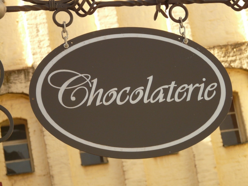 chocolaterie-BRIGNOLES-min_cafe_shield_chocolaterie_samurai_gasthof_eat-1360721